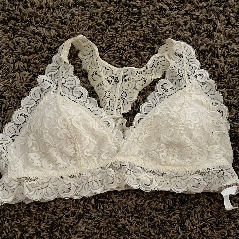 Lace Bralette in Cream